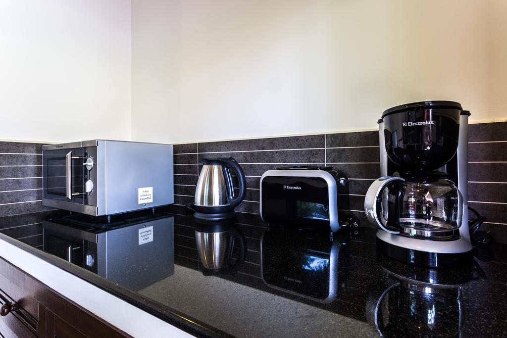 Phuket Pool Residence - Adults Only Rawai ภายนอก รูปภาพ